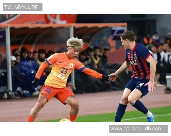 球迷怒斥谢文能表现糟糕呼吁其转型为网络红人